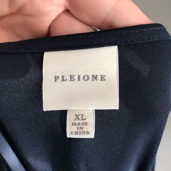 Pleione faux wrap navy long sleeve blouse.  Worn once - Picture 2 of 5